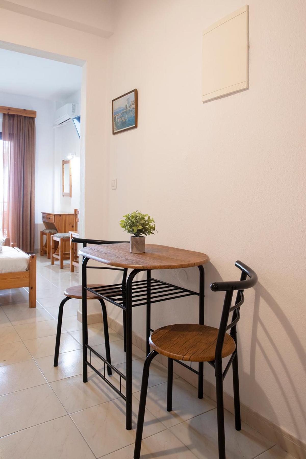 Manos Kritikakis Apartments Platamonas Esterno foto