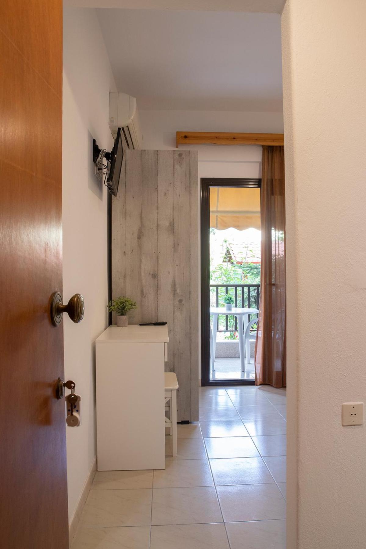 Manos Kritikakis Apartments Platamonas Esterno foto